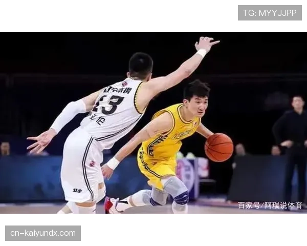 孙铭徽训练像铁人，午餐账单像明星，感觉隔了好几个世界